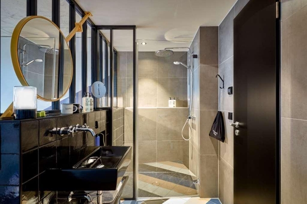 25hours Hotel Duesseldorf Das Tour (Düsseldorf)